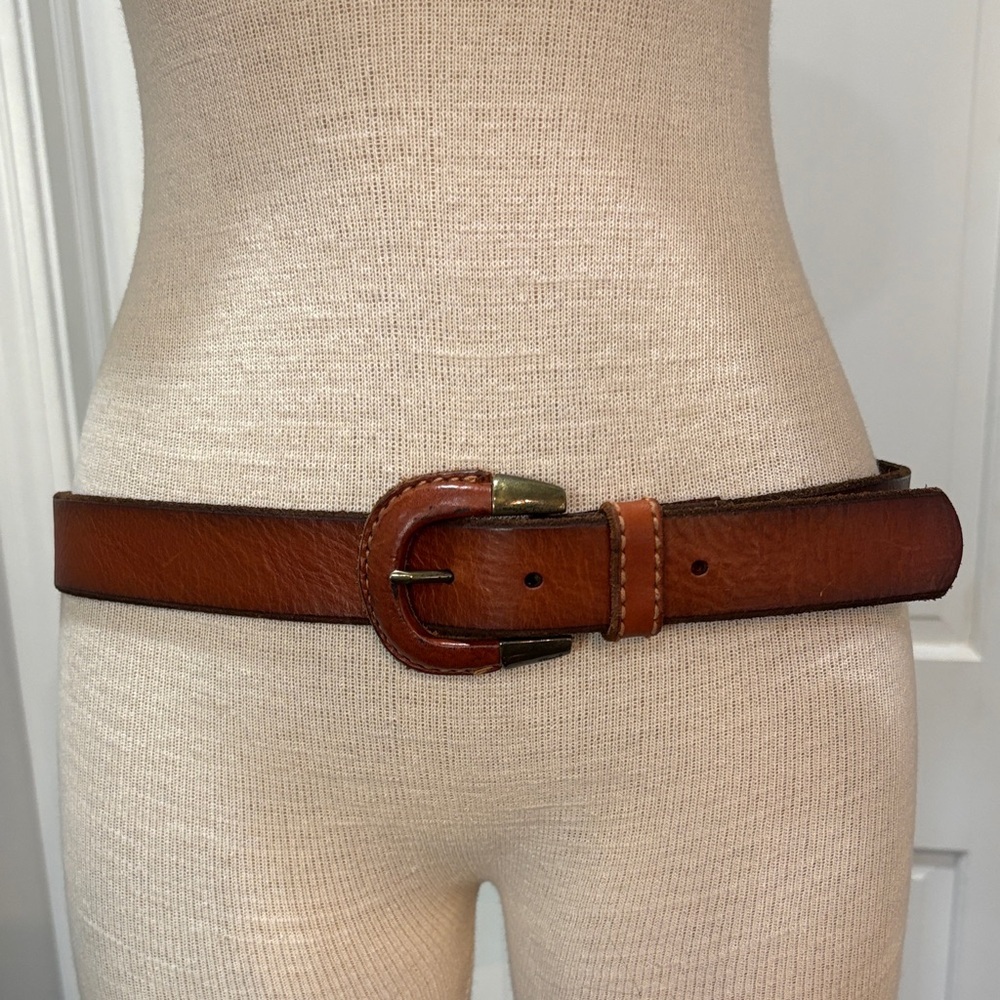 Fossil sz M brown leather belt with brass/leather buckle